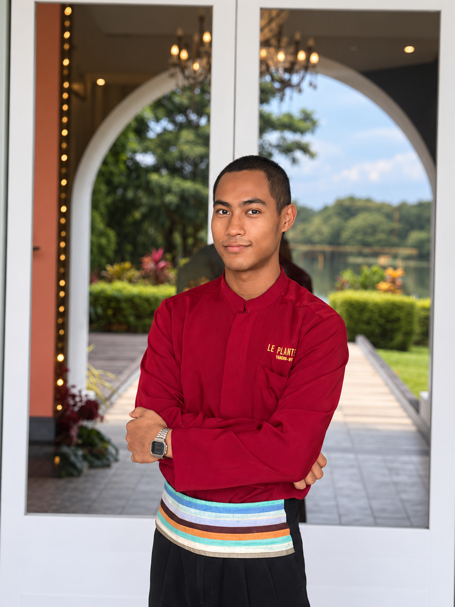 Staff 10
